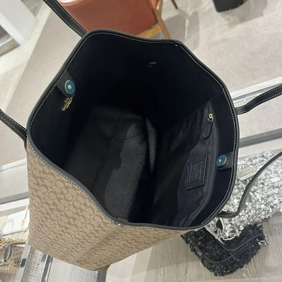 COACH Micro Signature Canvas City Tote Bag CJ942 IMCBI - Picture 5 of 11